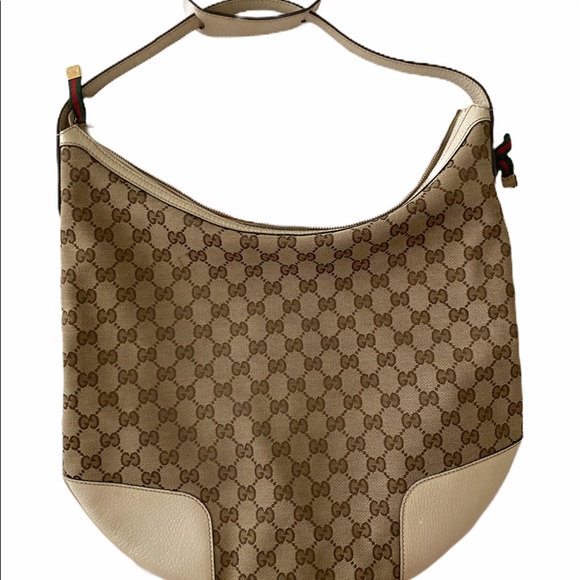 Gucci Handbags - Gucci Bag